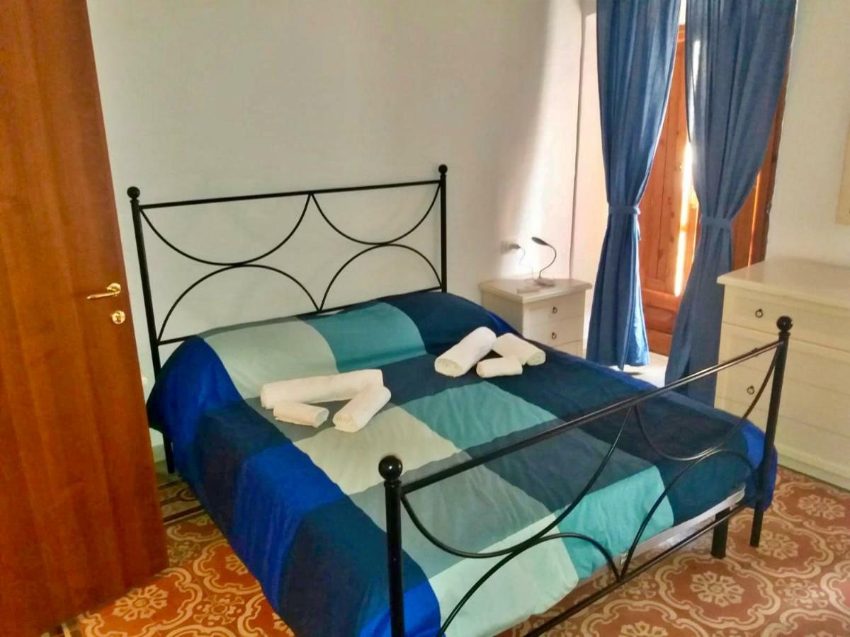 Il Terrazzino Iglesias Bed & Breakfast Exterior photo